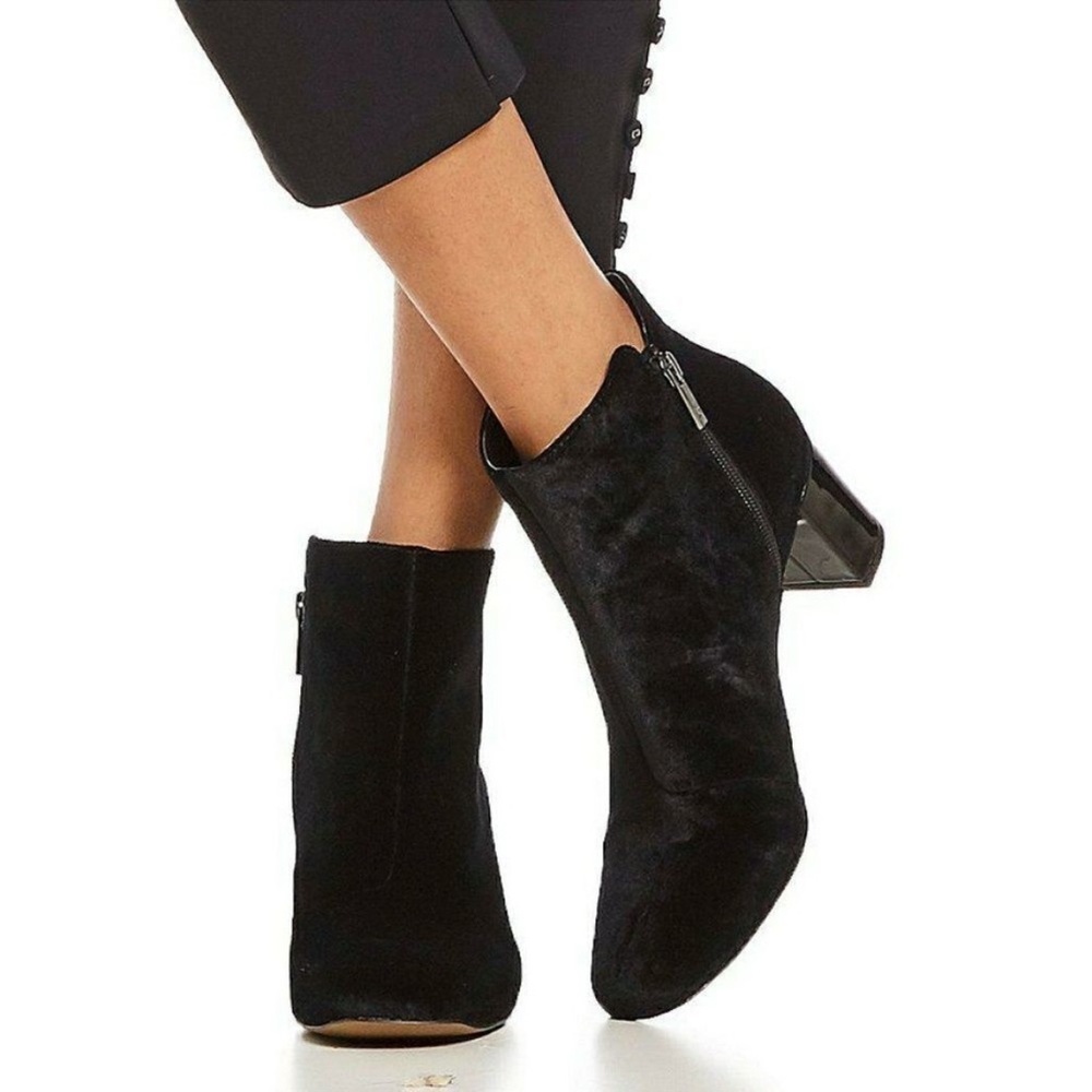 Donald J. Pliner Jorie Black Velvet Ankle Bootie Size 7.5